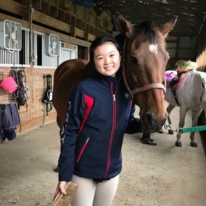 Meet your Posher, Selena